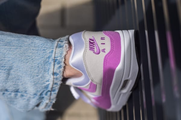 4 Nike Air Max 1 Wmns Fuchsia Dream DZ2628 001