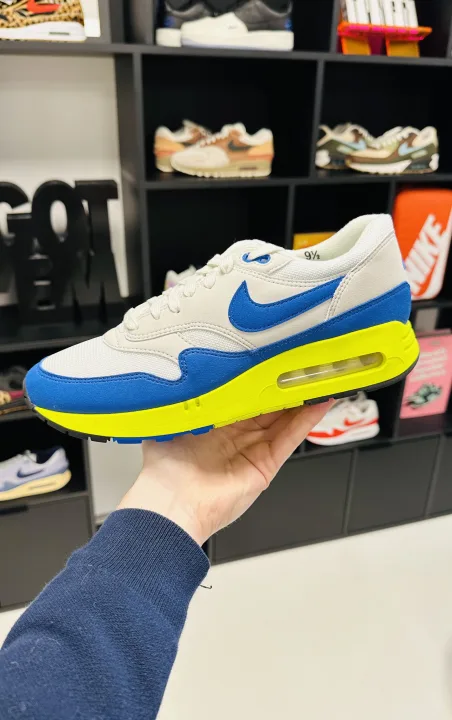 SneakerSquad