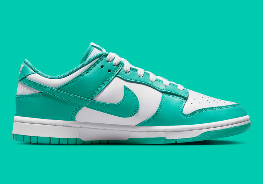 Nike Dunk Low Retro Clear Jade Foto 3