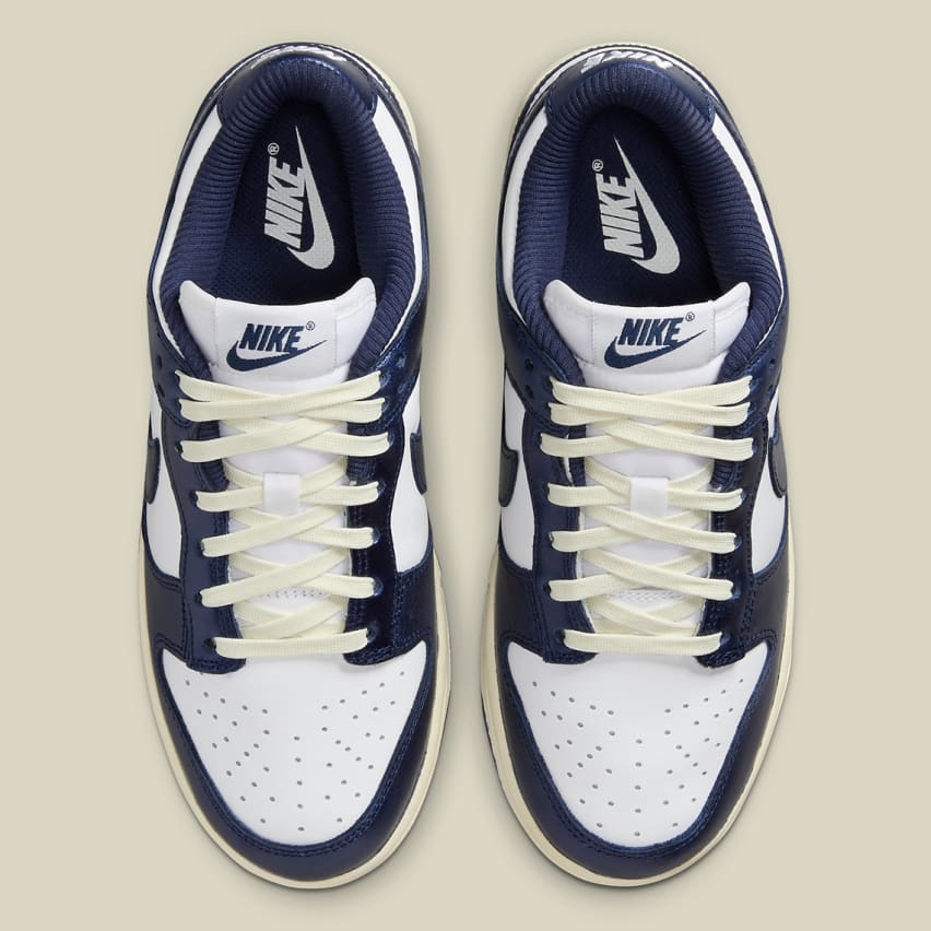 Nike Dunk Low Vintage Navy Foto 4