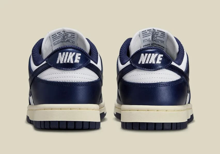 Nike Dunk Low Vintage Navy Foto 5