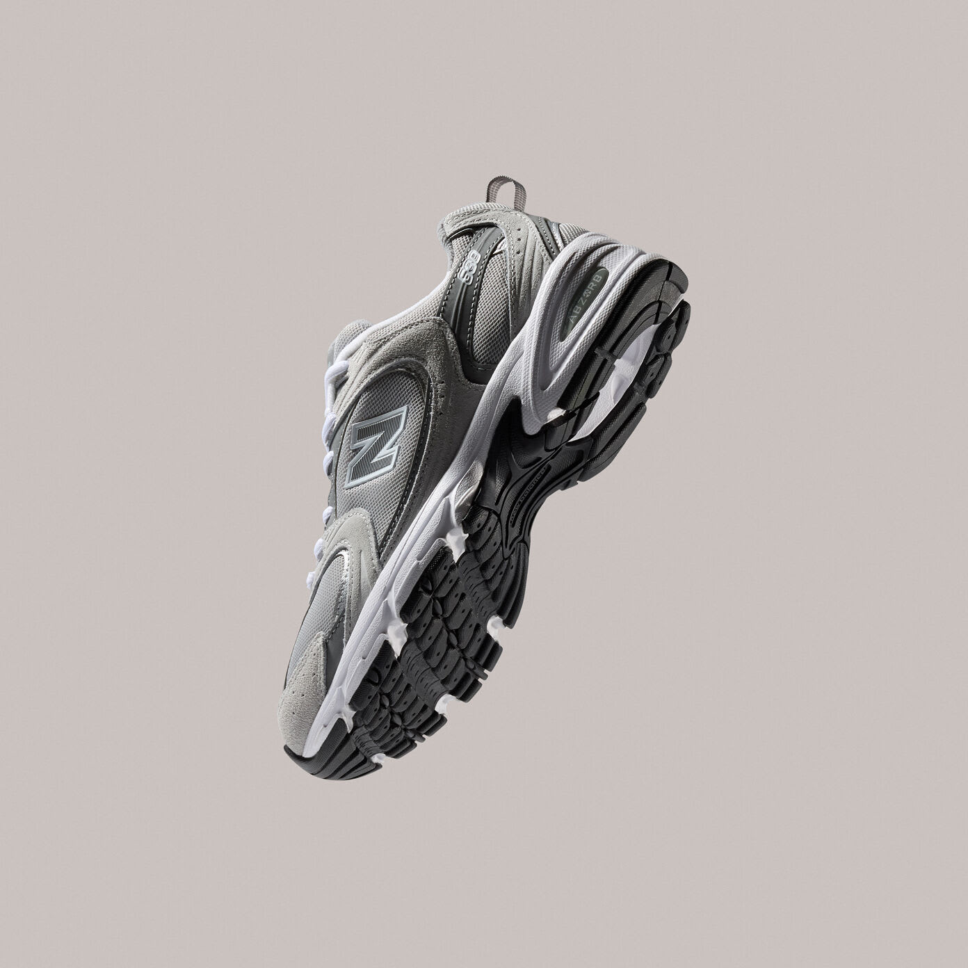 02 new balance grey days 2025