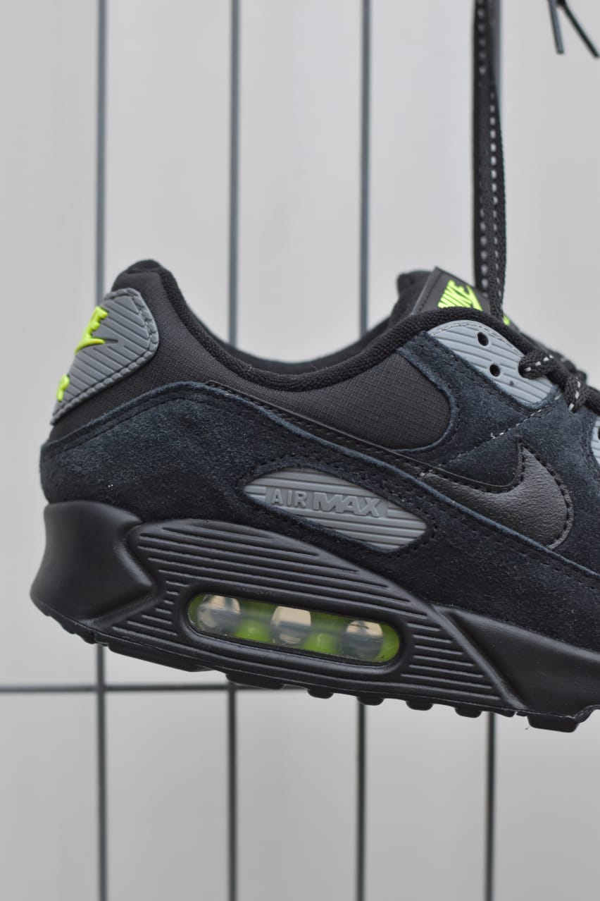 1 Nike Air Max 90 Black Volt FQ2377 001 sneaker squad