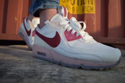 1 Nike Air Max Terrascape 90 Pomegranate