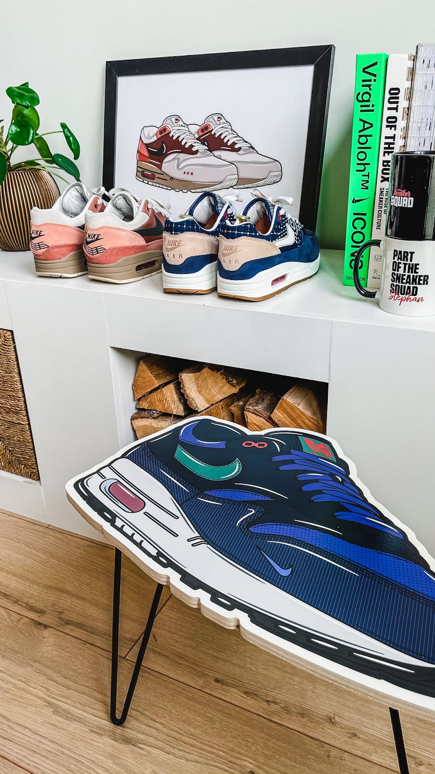 1 Sneaker Squad Air Table 1