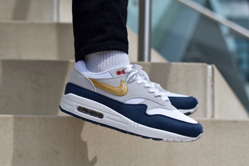 1 nike air max 1 olympic hm9604 400 sneaker squad