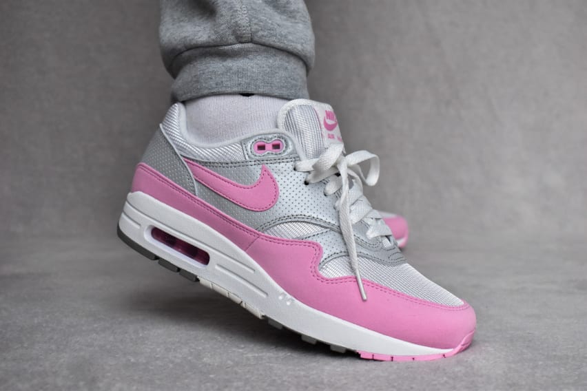 1 nike air max 1 pink rise hf5387 001 sneaker squad