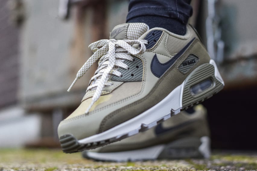 1 nike air max 90 neutral olive fb9657 200 sneaker squad