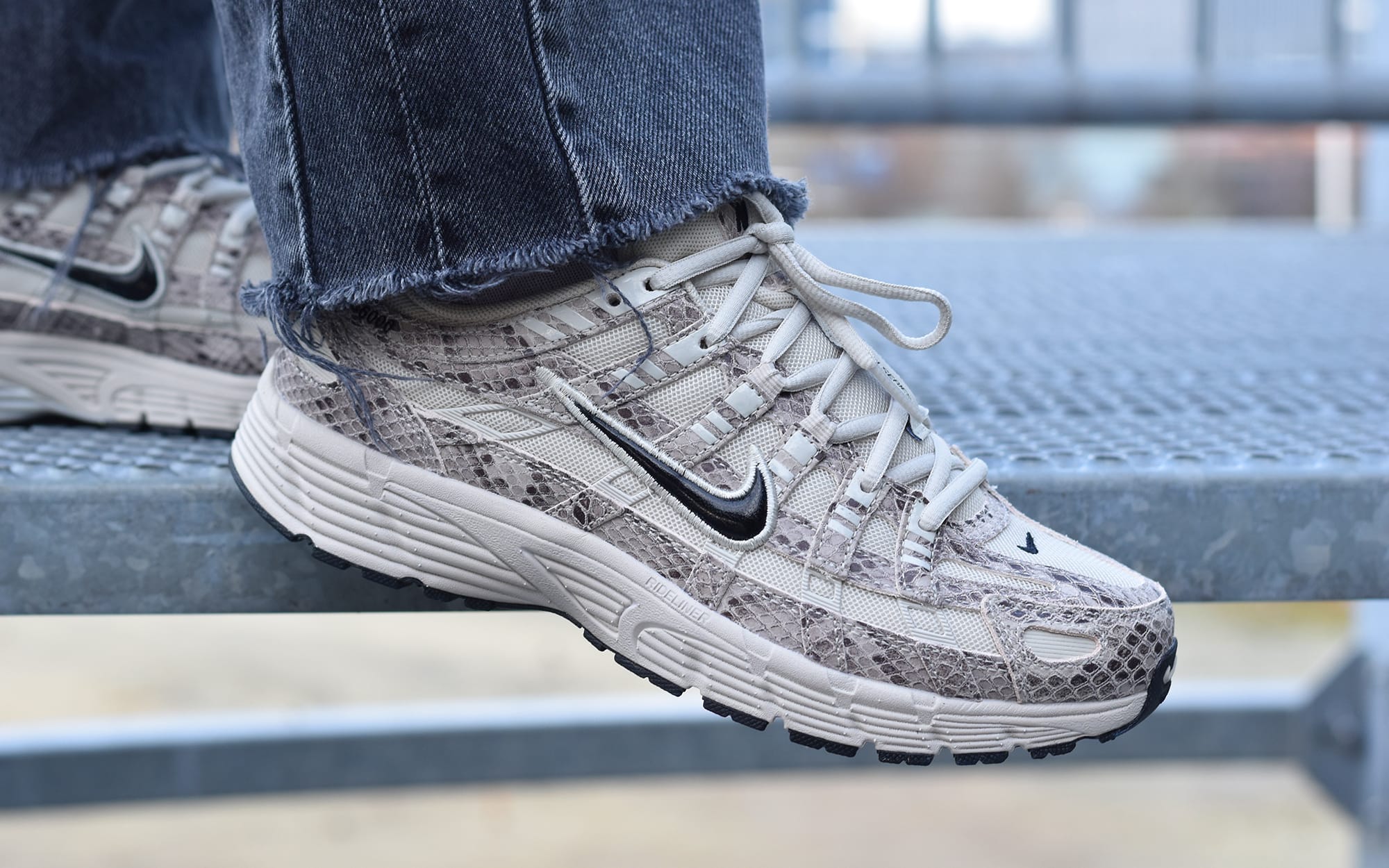 1 nike p 6000 se snakeskin light bone black ih4451 002