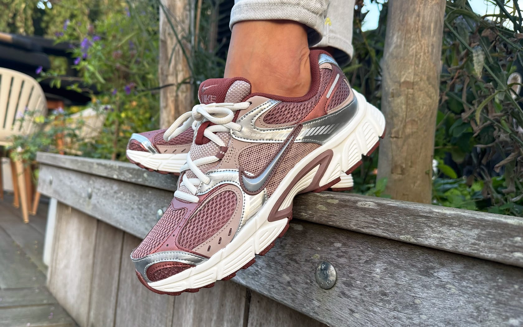 1 nike v5 rnr wmns red sepia hq7901 200
