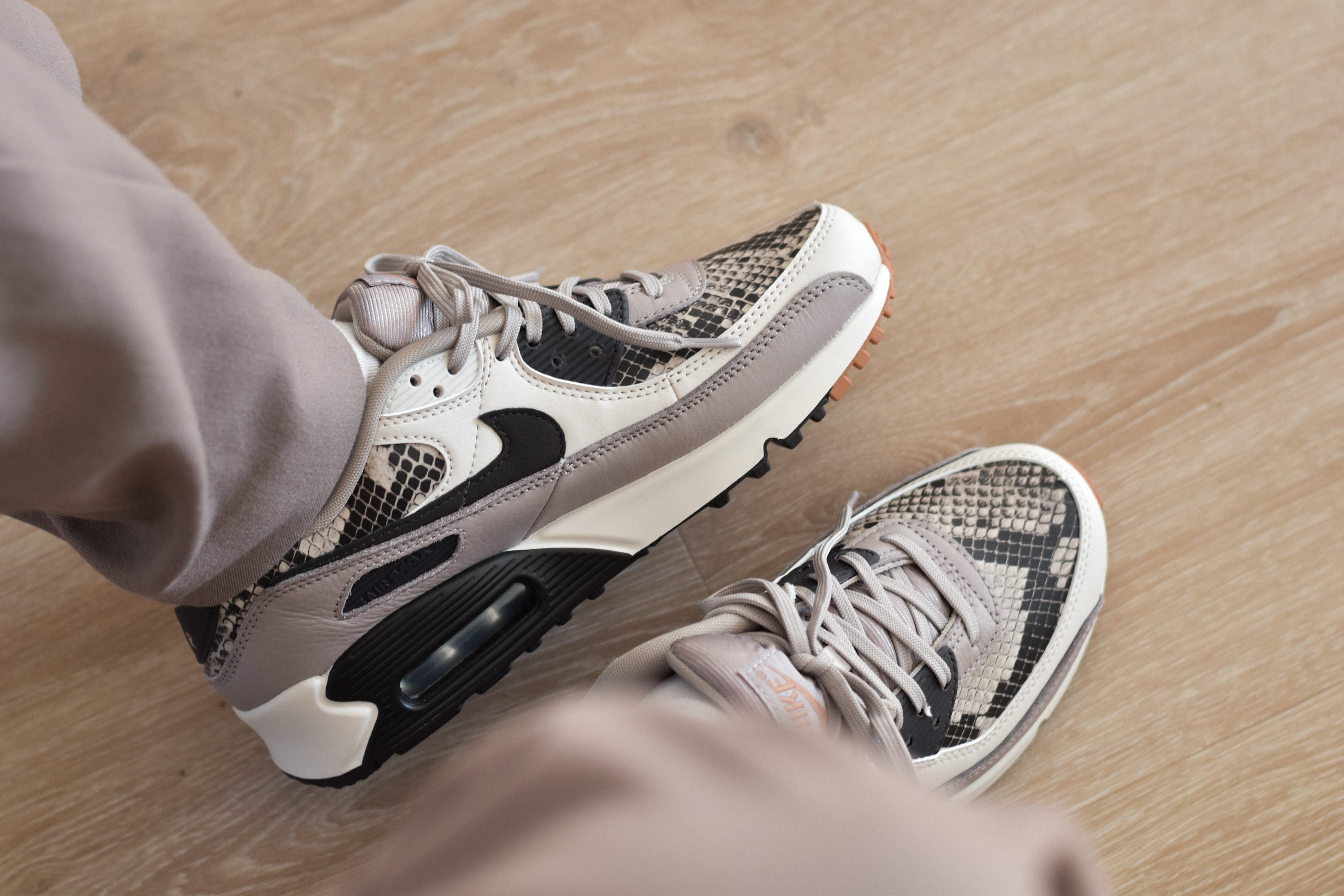 air max 90 snake skin