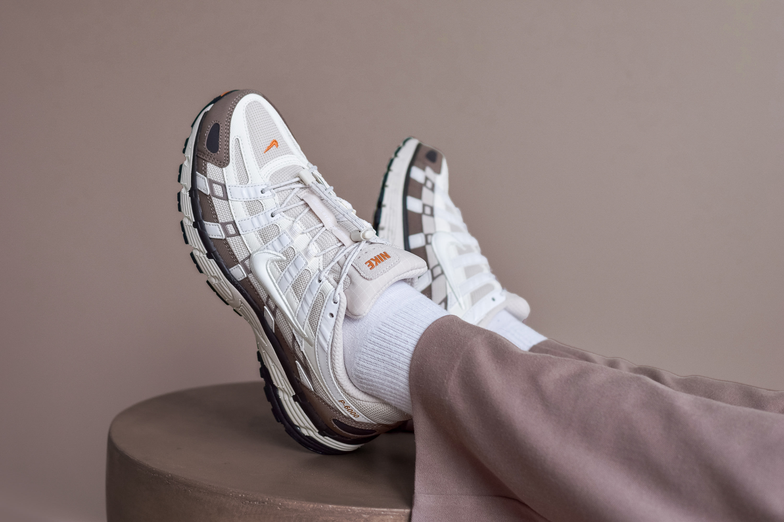 1 nike p 6000 mink brown io1904 104