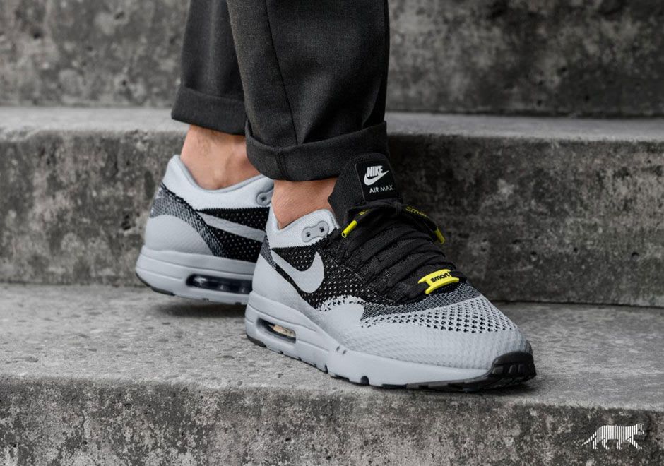 Bij deze Nike Air Max 1 Ultra Flyknit krijg je er een smart bij!