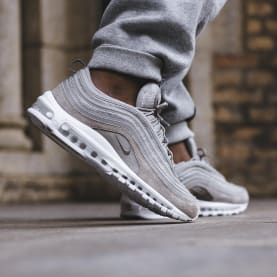 On-Feet beelden van de aankomende colorways voor de Air Max 97