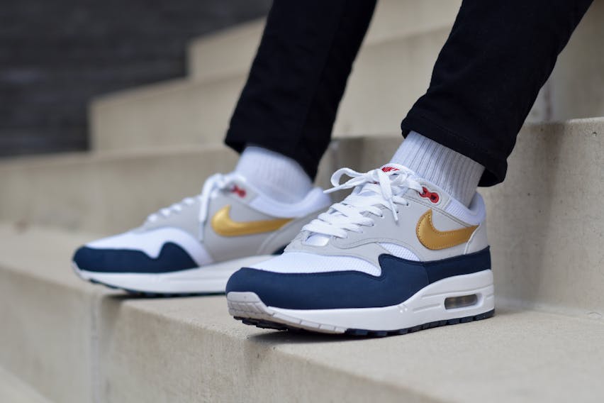 2 nike air max 1 olympic hm9604 400 sneaker squad