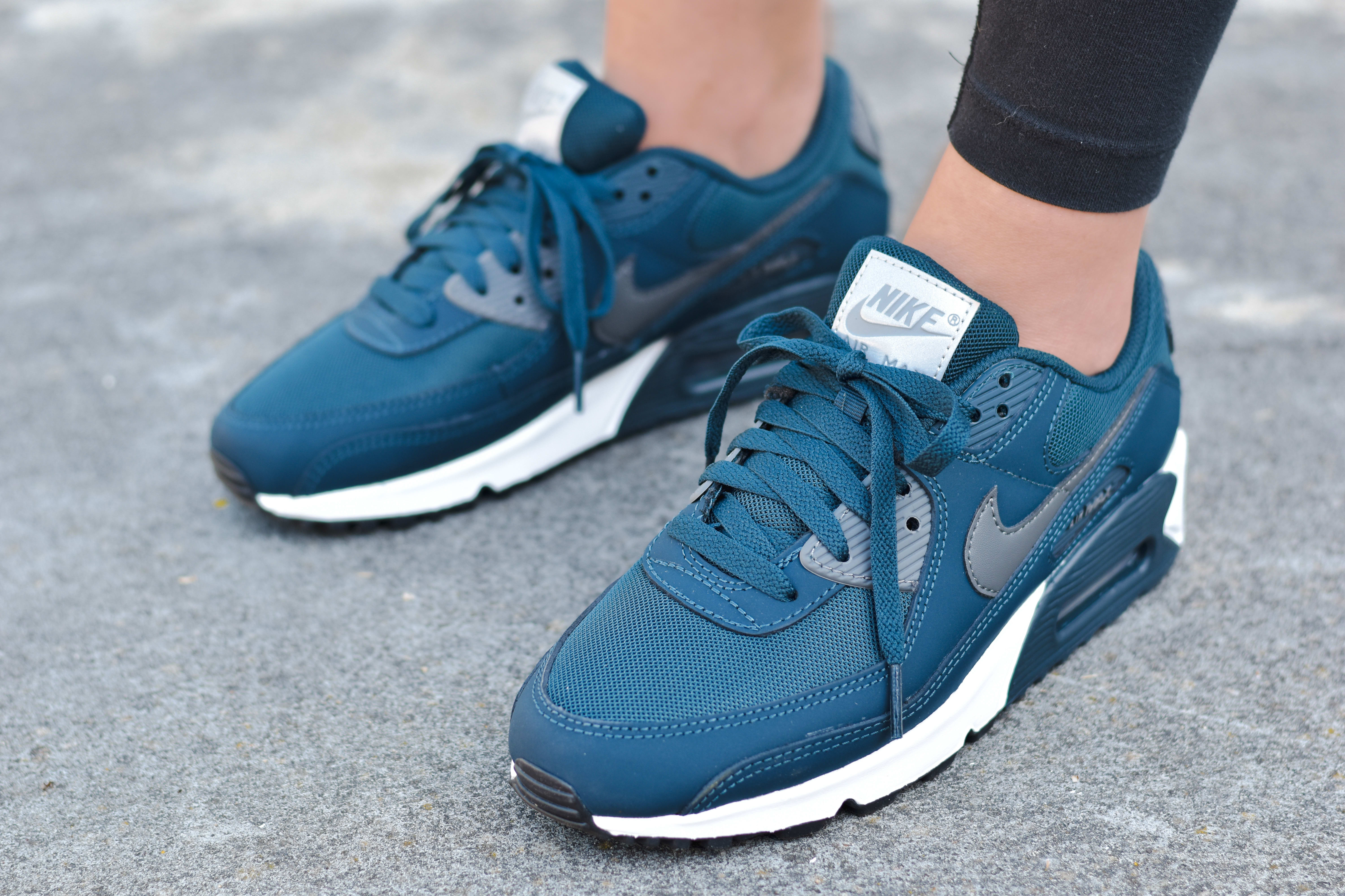 Scoor nu de Nike Air Max 90 \
