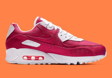 Maximaal shinen met deze glinsterende Air Max 90 "Hyper Crimson"