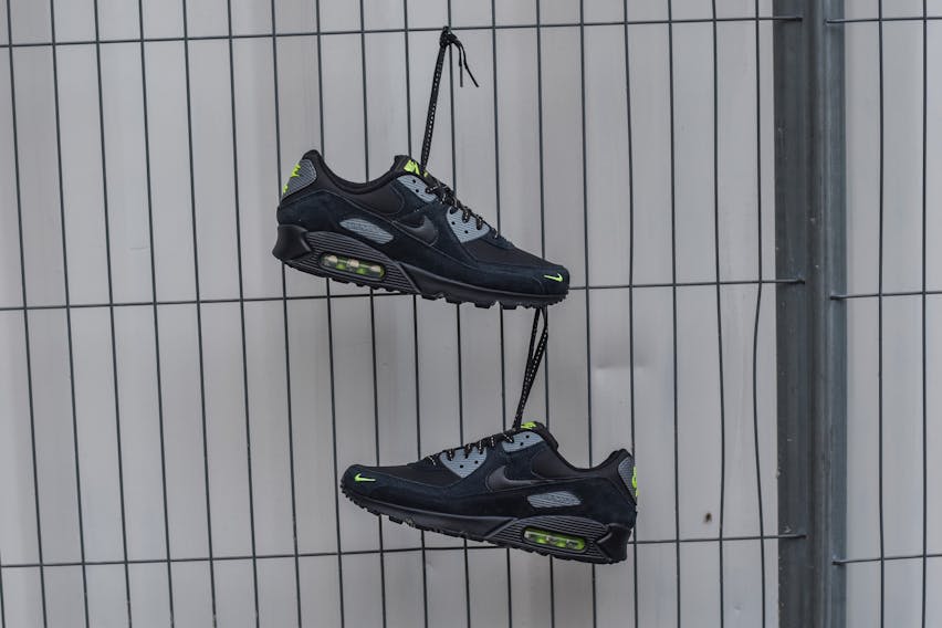 3 Nike Air Max 90 Black Volt FQ2377 001 sneaker squad
