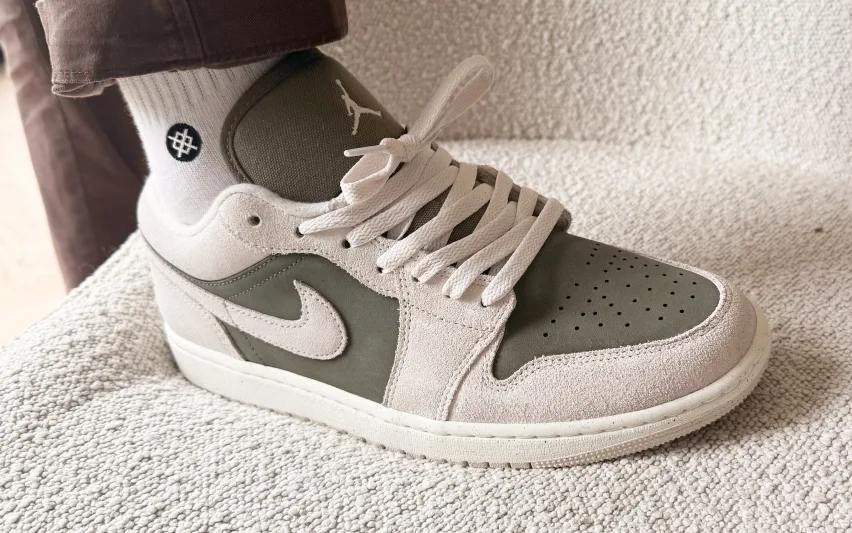 3 air jordan air 1 low se medium olive sail hv4089 201