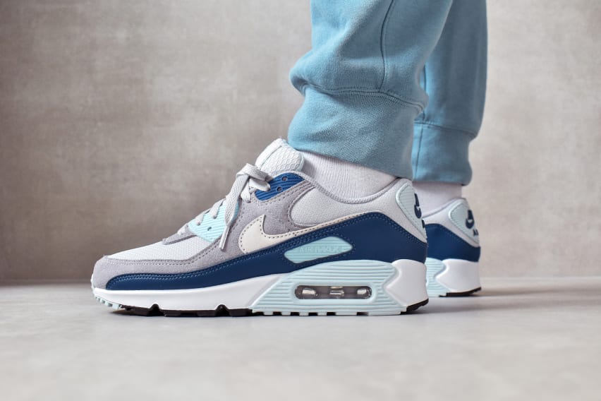 3 nike air max 90 glacier blue fn6958 001 sneaker squad