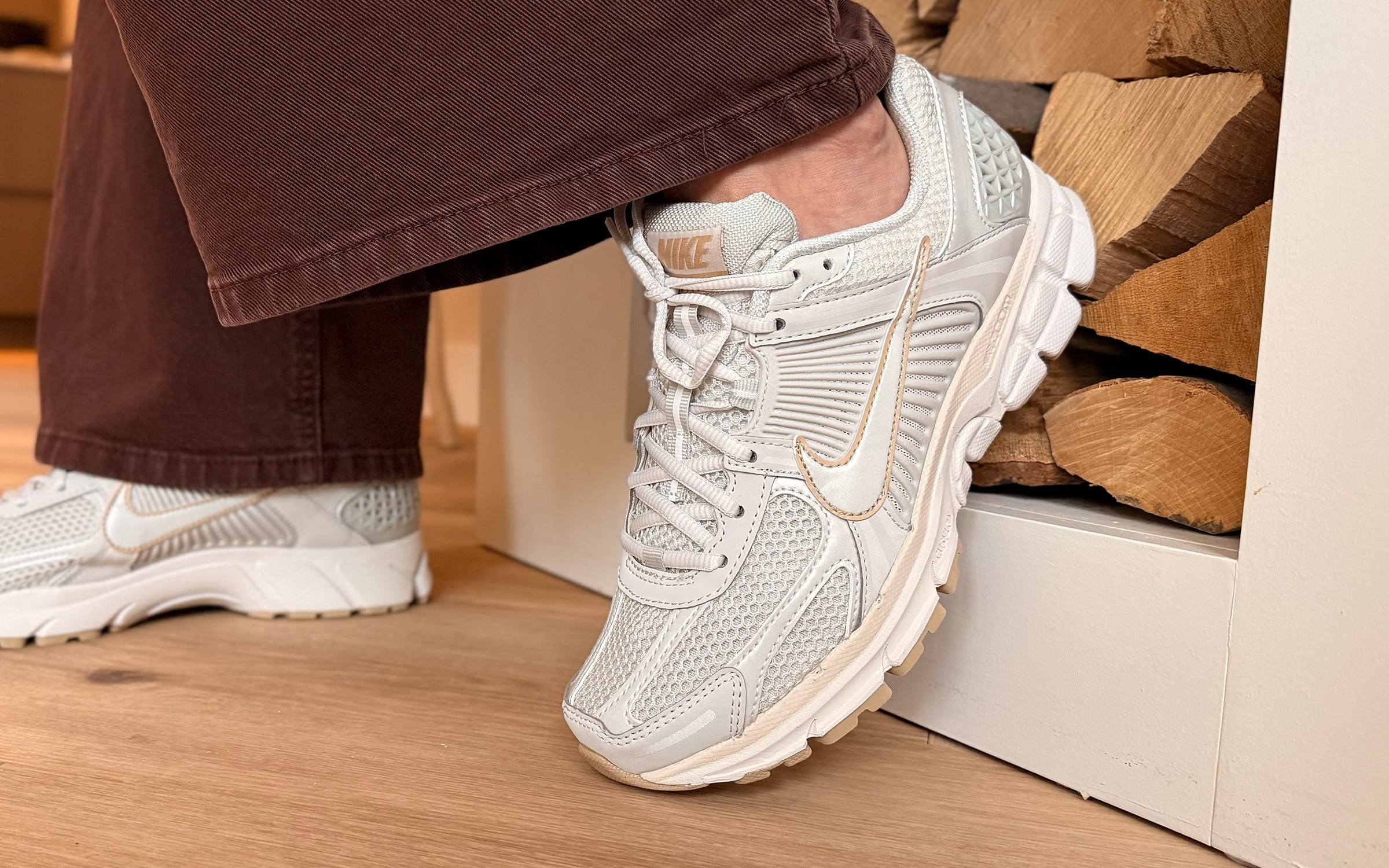 3 nike zoom vomero 5 wmns light bone phantom ib8929 003