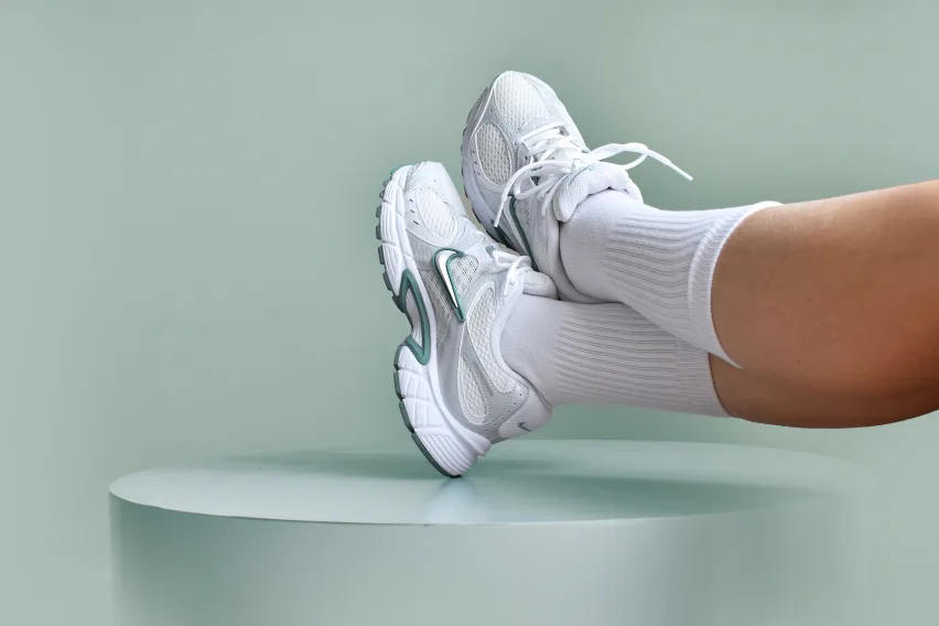 3 nike v5 rnr wmns cannon white hq7901 106