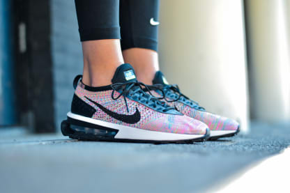 4 Nike Air Max Flyknit DM9073 300