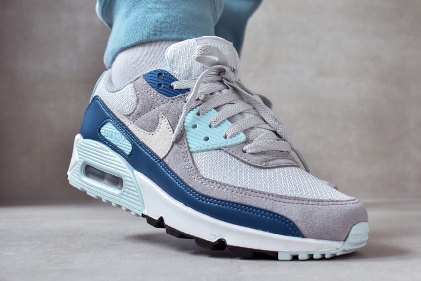 5 nike air max 90 glacier blue fn6958 001 sneaker squad