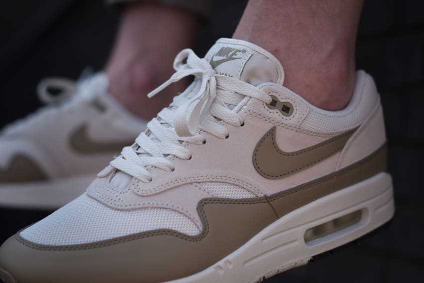 2 Nike Air Max 1 Essential Phantom Khaki FZ5808-001 Sneaker Squad