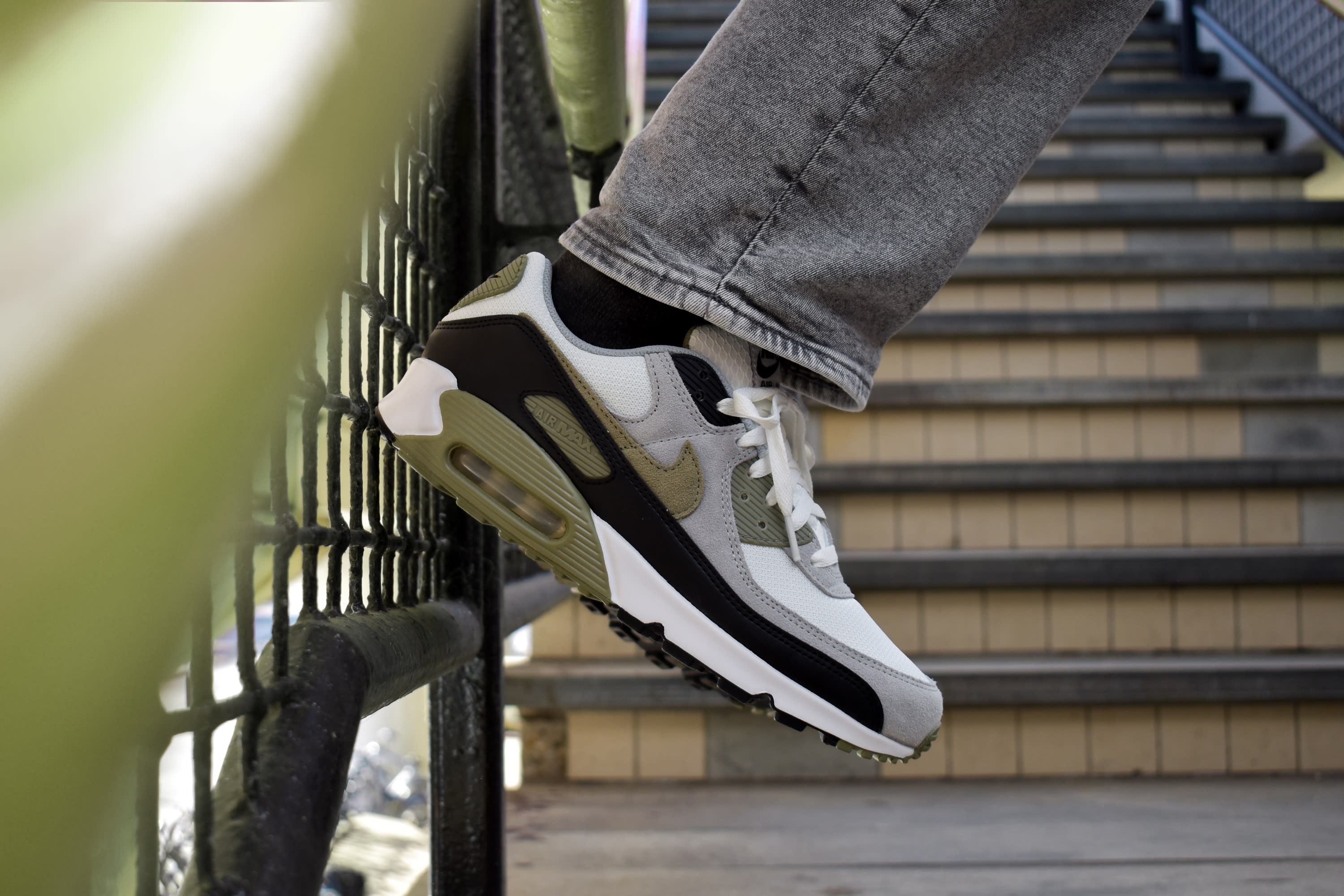 5 nike air max 90 silver sage dm0029 121