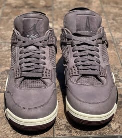 A Ma Maniére x Air Jordan 4 Violet Ore Foto 6