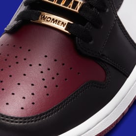 Jordan voegt een dosis goud toe aan deze nieuwe Jordan 1 Mid "Maroon"