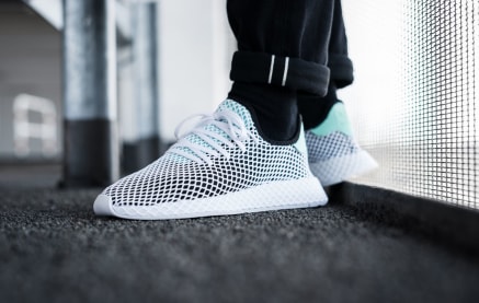 Adidas Deerupt Sneaker Squad