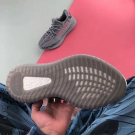 Adidas Yeezy Boost 350 V2 Beluga 2.0 Dropt In December