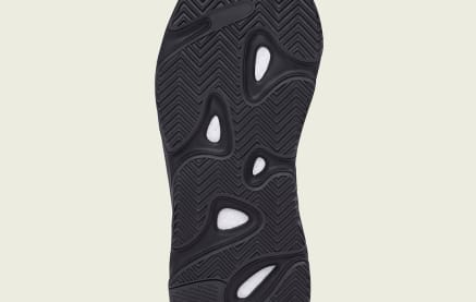 De Adidas Yeezy Boost 700 V2