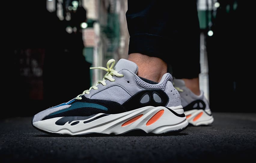 Adidas Yeezy Boost 700