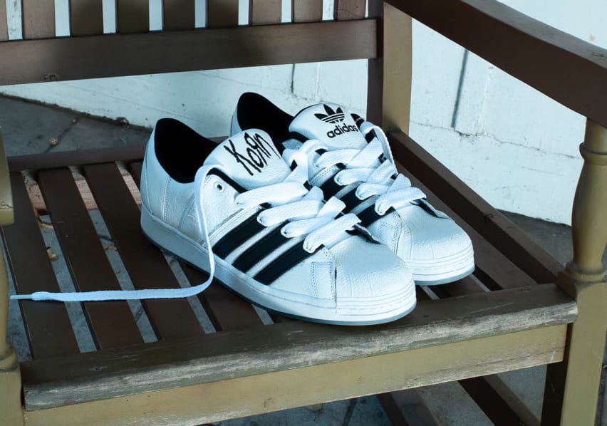 Adidas x Korn Sneakers en Kleding Foto 1