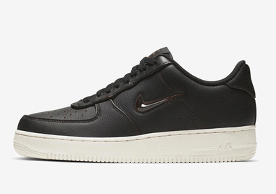 Nike voorziet de Air Force 1 van drie Rub-Away colorways