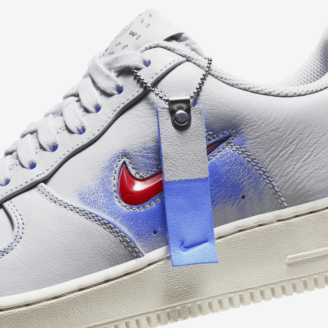 Nike voorziet de Air Force 1 van drie Rub-Away colorways