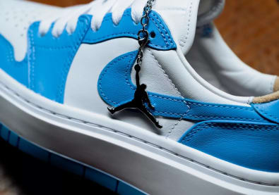 Air Jordan 1 Elevate Low SE University Blue Foto 6