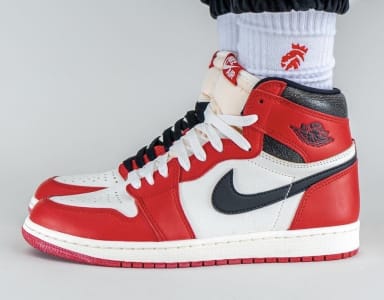 Air Jordan 1 High OG Lost Found Foto 1