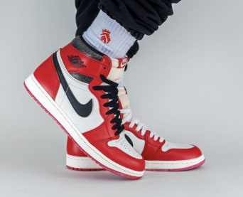 Air Jordan 1 High OG Lost Found Foto 4