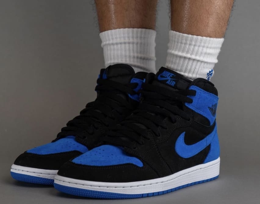 Air Jordan 1 High OG Royal Reimagined Foto 3