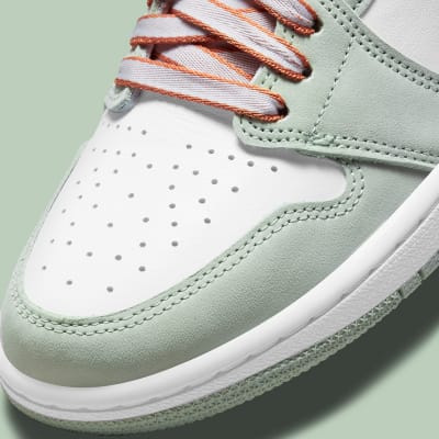 Air Jordan 1 High OG WMNS Seafoam Foto 10