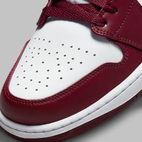 Air Jordan 1 Low Bordeaux Foto 8