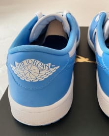 Air Jordan 1 Low Golf UNC Foto 4