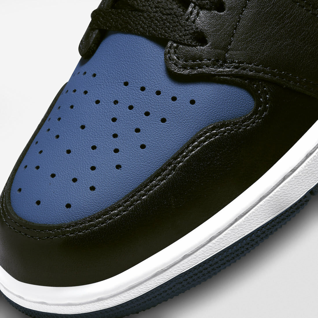 Air Jordan 1 Low OG Mystic Navy Foto 7