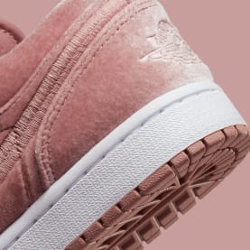 Air Jordan 1 Low Pink Velvet Foto 7