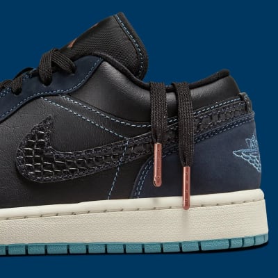 Air Jordan 1 Low SE Black Midnight Navy Foto 10