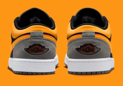 Air Jordan 1 Low SE Black Vivid Orange Foto 5